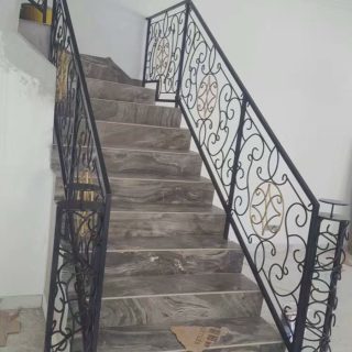 1e739d12 0fac 417f 90fd B6856d1e1d85